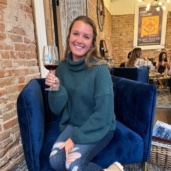 Meet your Posher, Codie - Picture 1 of 1